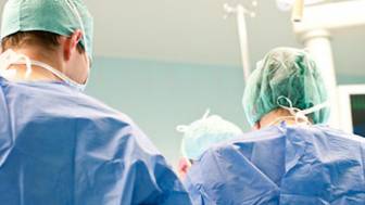 In welchen Fällen muss eine Zwerchfellhernie operiert werden?