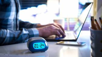 Inwiefern führt Nachtarbeit und Schichtarbeit zu Schlafstörungen und was hilft dagegen?