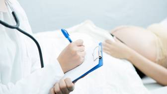 Was ist bei einer Gürtelrose während der Schwangerschaft zu beachten?