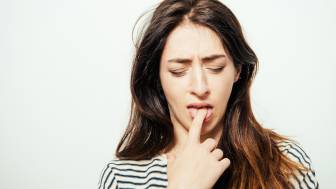 Was sind die häufigsten Ursachen von Zungenbrennen?