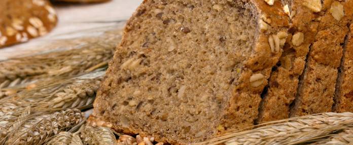 Scheiben von Vollkornbrot