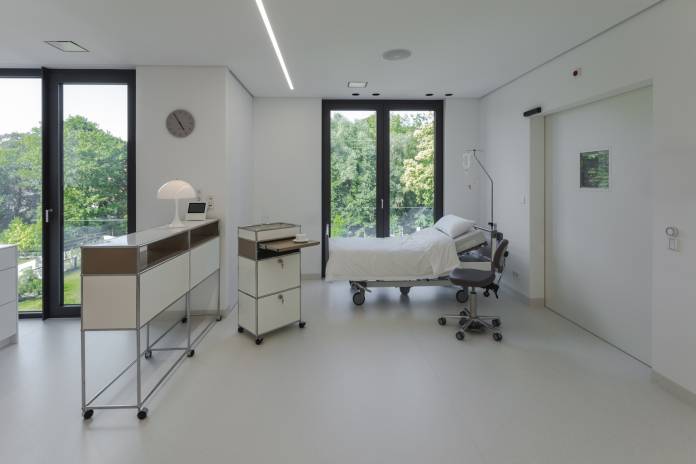 , Dr. med. Caroline Kim, Praxis für Plastische Chirurgie Dr. med. Caroline Kim, München, Plastische Chirurgin, Facharzt für Plastische, Ästhetische und Rekonstruktive Chirurgie