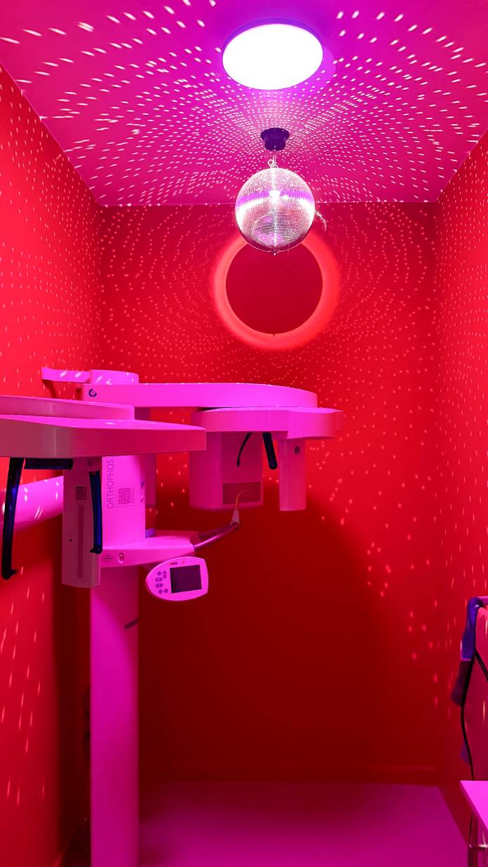 , Dr. Felix Schneiderhan, Traumlächeln Berlin, Berlin, Kieferorthopäde