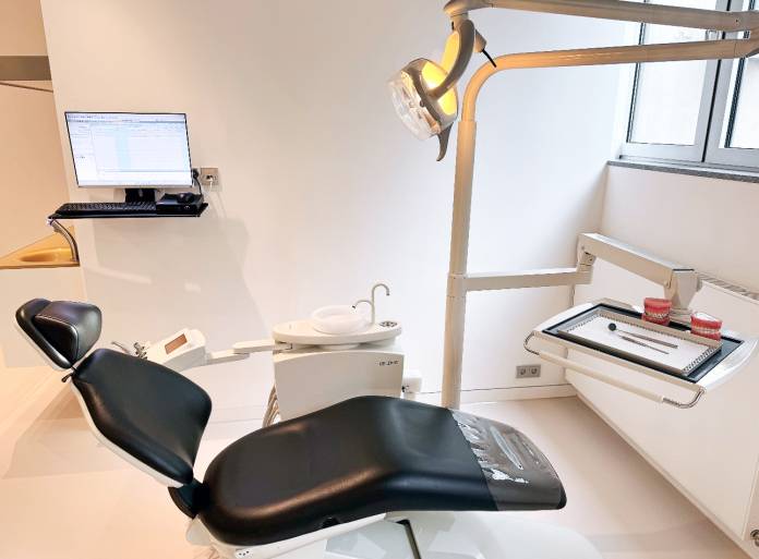 , Dr. Felix Schneiderhan, Traumlächeln Berlin, Berlin, Kieferorthopäde