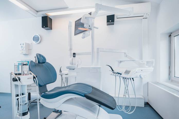 , Dr. Armin Jäger, Zahnarzt Schaffhausen - Dr. Armin Jäger - Praxisgemeinschaft Jäger & Lienhard, Schaffhausen, Zahnarzt